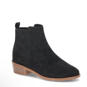 Wonder Nation Black Ankle Booties with Tan Sole